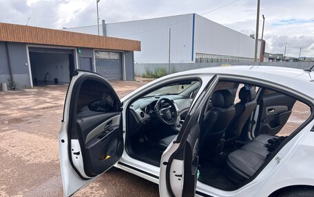 Chevrolet Cruze II, 2012 год, 735 000 рублей, 6 фотография