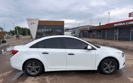 Chevrolet Cruze II, 2012 год, 735 000 рублей, 3 фотография