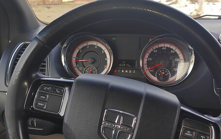 Dodge Caravan V, 2017 год, 1 900 000 рублей, 6 фотография