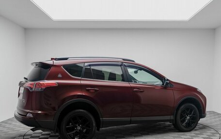 Toyota RAV4, 2019 год, 2 140 000 рублей, 2 фотография
