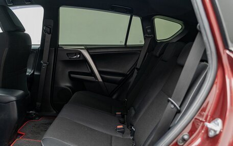 Toyota RAV4, 2019 год, 2 140 000 рублей, 30 фотография