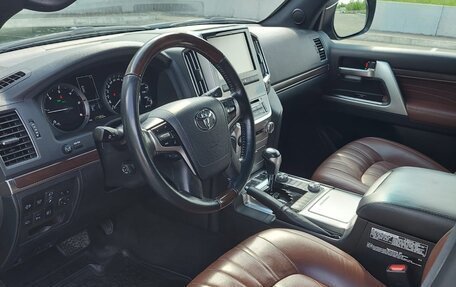 Toyota Land Cruiser 200, 2019 год, 7 160 000 рублей, 5 фотография