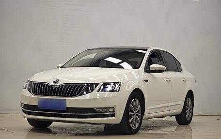 Skoda Octavia, 2021 год, 1 450 000 рублей, 1 фотография