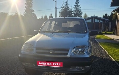 Chevrolet Niva I рестайлинг, 2003 год, 800 000 рублей, 1 фотография