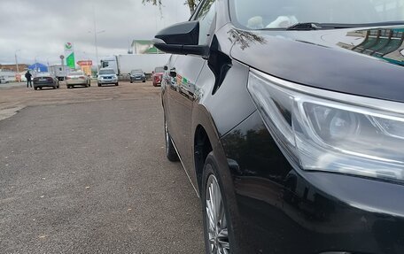 Toyota Corolla, 2018 год, 1 850 000 рублей, 2 фотография