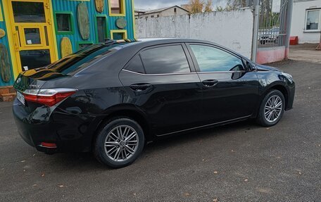 Toyota Corolla, 2018 год, 1 850 000 рублей, 3 фотография