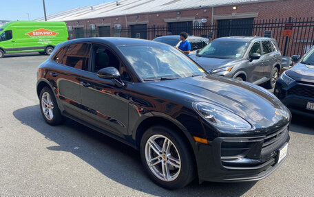 Porsche Macan I рестайлинг, 2022 год, 6 300 000 рублей, 1 фотография