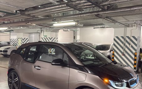 BMW i3 I01 рестайлинг, 2015 год, 1 650 000 рублей, 3 фотография