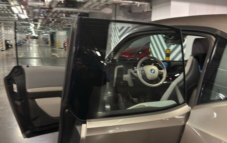 BMW i3 I01 рестайлинг, 2015 год, 1 650 000 рублей, 13 фотография