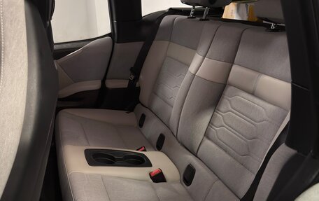 BMW i3 I01 рестайлинг, 2015 год, 1 650 000 рублей, 10 фотография