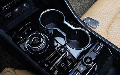 KIA K5, 2021 год, 2 600 000 рублей, 9 фотография