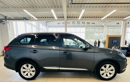 Mitsubishi Outlander III рестайлинг 3, 2016 год, 2 399 900 рублей, 7 фотография