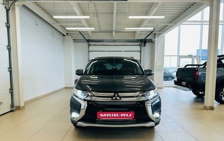 Mitsubishi Outlander III рестайлинг 3, 2016 год, 2 399 900 рублей, 9 фотография