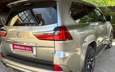 Lexus LX III, 2016 год, 6 450 000 рублей, 4 фотография