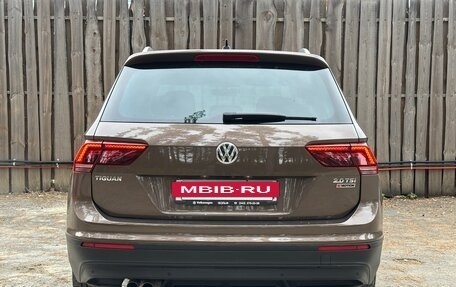 Volkswagen Tiguan II, 2017 год, 2 395 000 рублей, 6 фотография