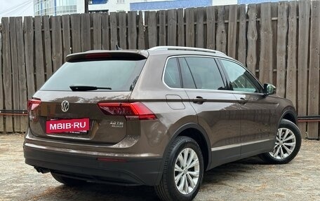 Volkswagen Tiguan II, 2017 год, 2 395 000 рублей, 17 фотография