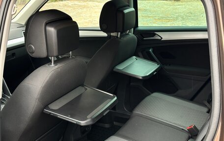 Volkswagen Tiguan II, 2017 год, 2 395 000 рублей, 37 фотография