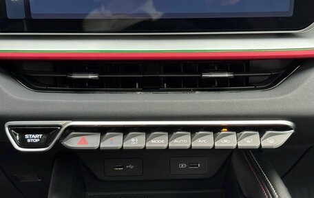 Geely Coolray I, 2023 год, 2 200 000 рублей, 23 фотография