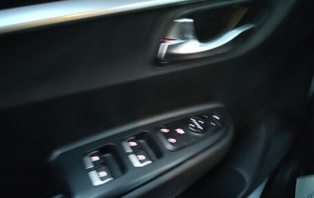 KIA Rio IV, 2020 год, 1 590 000 рублей, 14 фотография