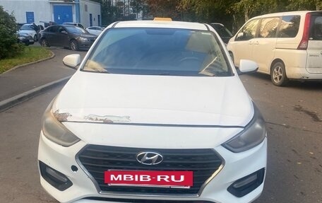 Hyundai Solaris II рестайлинг, 2019 год, 750 000 рублей, 4 фотография