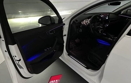 Audi A4, 2022 год, 3 808 008 рублей, 22 фотография