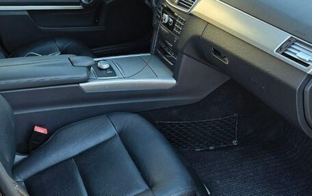 Mercedes-Benz E-Класс, 2011 год, 1 750 000 рублей, 16 фотография