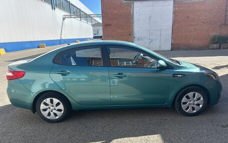 KIA Rio III рестайлинг, 2014 год, 950 000 рублей, 2 фотография