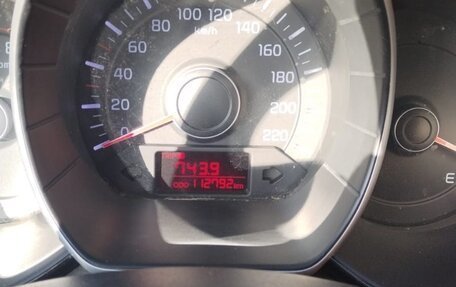 KIA Rio III рестайлинг, 2014 год, 950 000 рублей, 11 фотография