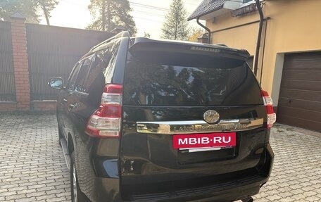 Toyota Land Cruiser Prado 150 рестайлинг 2, 2016 год, 4 100 000 рублей, 6 фотография