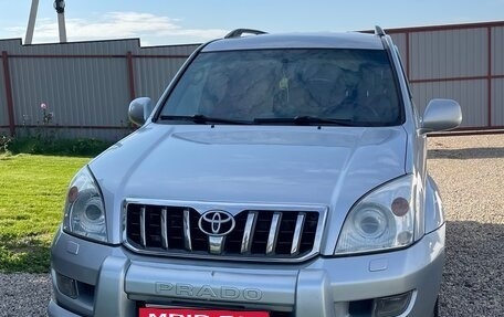 Toyota Land Cruiser Prado 120 рестайлинг, 2005 год, 1 850 000 рублей, 2 фотография