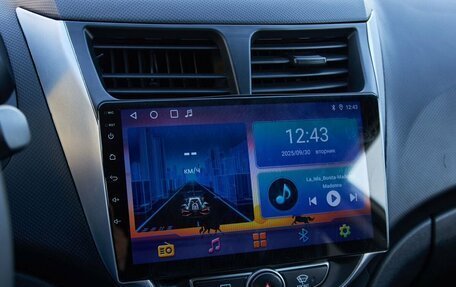Hyundai Solaris II рестайлинг, 2016 год, 928 000 рублей, 5 фотография