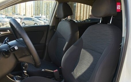 Hyundai Solaris II рестайлинг, 2016 год, 928 000 рублей, 10 фотография
