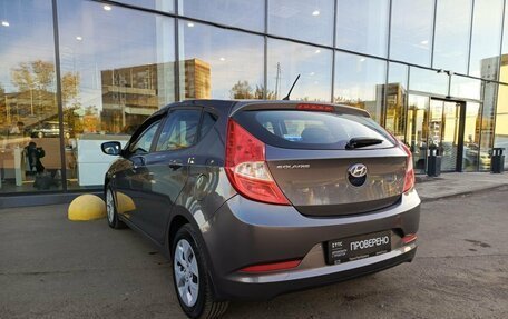 Hyundai Solaris II рестайлинг, 2016 год, 749 000 рублей, 6 фотография