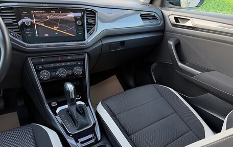 Volkswagen T-Roc I, 2021 год, 2 680 000 рублей, 11 фотография