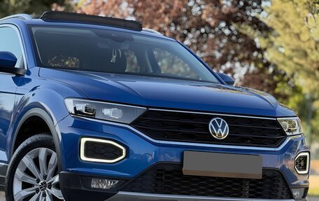 Volkswagen T-Roc I, 2021 год, 2 680 000 рублей, 7 фотография