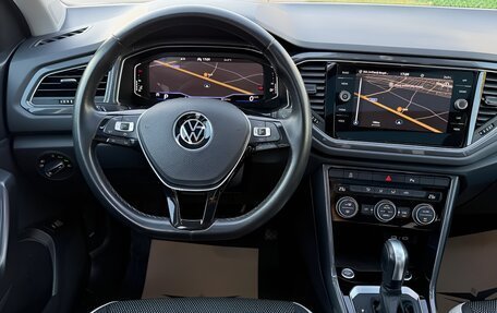 Volkswagen T-Roc I, 2021 год, 2 680 000 рублей, 12 фотография