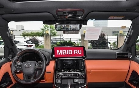 Lexus LX, 2025 год, 23 000 000 рублей, 8 фотография