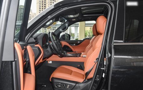 Lexus LX, 2025 год, 23 000 000 рублей, 19 фотография