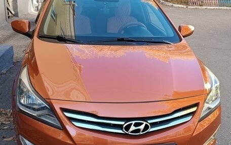 Hyundai Solaris II рестайлинг, 2014 год, 1 150 000 рублей, 1 фотография