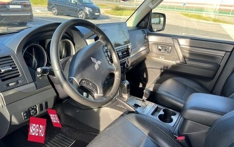 Mitsubishi Pajero IV, 2013 год, 2 100 000 рублей, 8 фотография