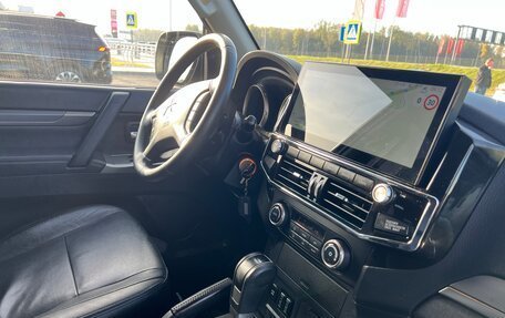Mitsubishi Pajero IV, 2013 год, 2 100 000 рублей, 24 фотография
