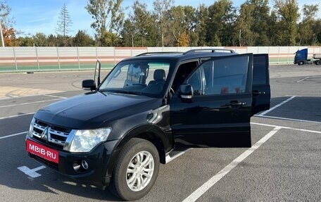 Mitsubishi Pajero IV, 2013 год, 2 100 000 рублей, 16 фотография