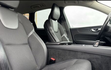 Volvo XC60 II, 2019 год, 3 250 000 рублей, 12 фотография