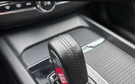 Volvo XC60 II, 2019 год, 3 250 000 рублей, 19 фотография
