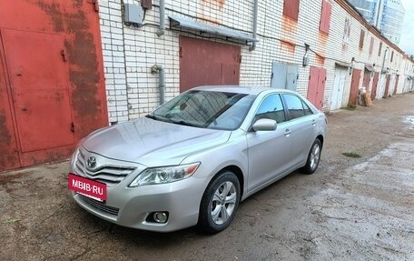 Toyota Camry, 2010 год, 1 090 000 рублей, 2 фотография