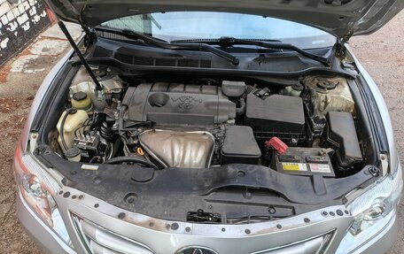 Toyota Camry, 2010 год, 1 090 000 рублей, 17 фотография