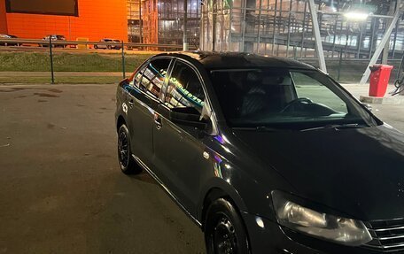 Volkswagen Polo VI (EU Market), 2017 год, 450 000 рублей, 2 фотография