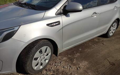 KIA Rio III рестайлинг, 2013 год, 859 000 рублей, 23 фотография
