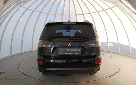 Mitsubishi Outlander III рестайлинг 3, 2010 год, 1 090 000 рублей, 10 фотография