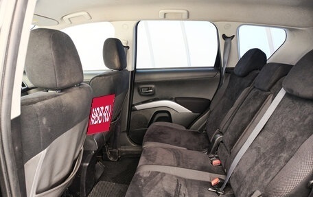 Mitsubishi Outlander III рестайлинг 3, 2010 год, 1 090 000 рублей, 16 фотография